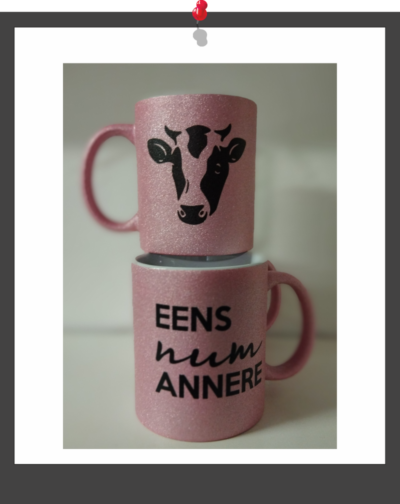 Eens-num-annere-Tasse